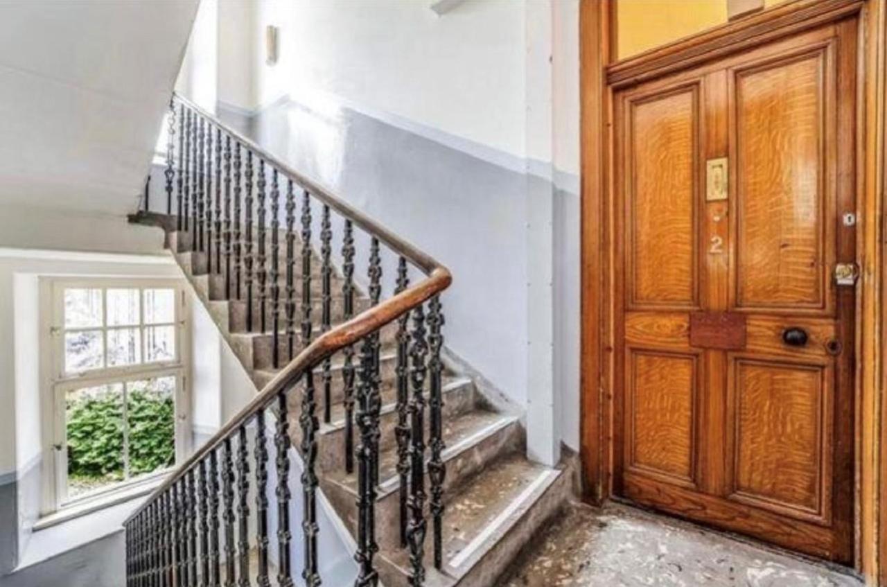 Spacious & Comfortable 3 Bedroom Apartment - Near City Centre - Free Parking Available - Sleeps Up To 5 Guests Edinburgh Eksteriør billede